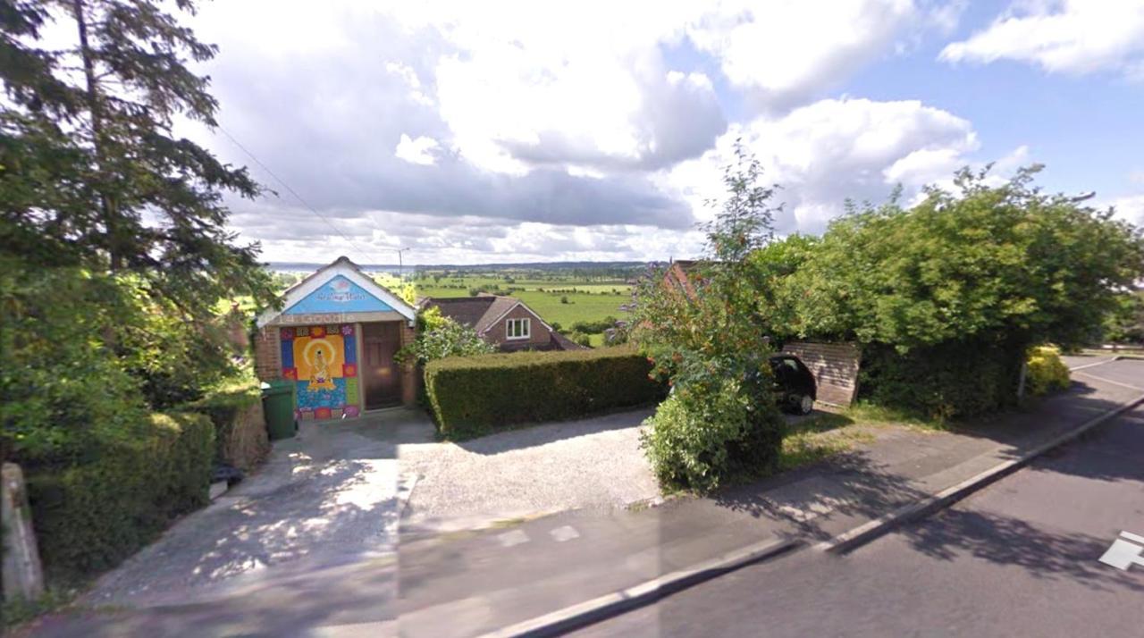 Healing Waters Sanctuary For Exclusive Private Hire And Self Catering Board, Vegetarian, Alcohol & Wifi Free Retreat In Glastonbury Exterior foto