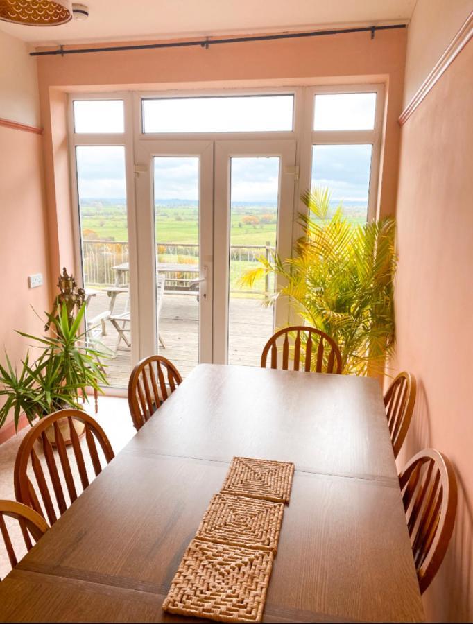 Healing Waters Sanctuary For Exclusive Private Hire And Self Catering Board, Vegetarian, Alcohol & Wifi Free Retreat In Glastonbury Exterior foto